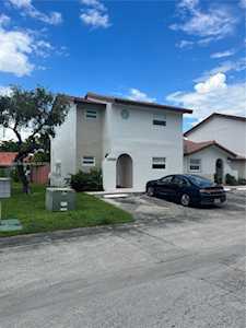 13569 SW 62nd St #1 Miami, FL 33183