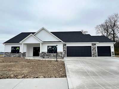 456 Buckingham Lane Huntington, IN 46750