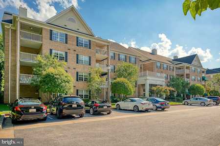 12101 Tullamore Ct #403 Lutherville Timonium, MD 21093