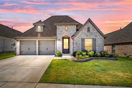 2421 N Stella Lane Northlake, TX 76247
