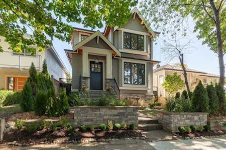 5318 St. Catherines Street Vancouver, BC V5W 3G1