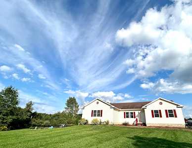 7374 N State Route 61 Sunbury, OH 43074