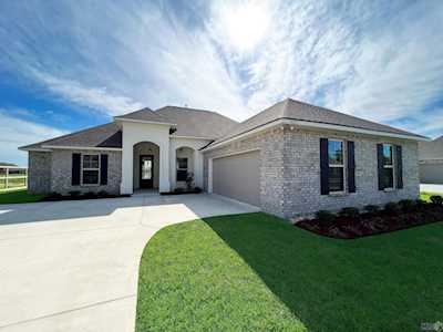 4625 Bayou Plantation Dr Addis, LA 70710