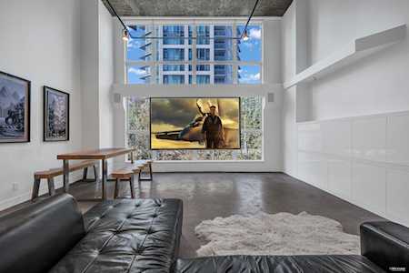 1238 Seymour Street #304 Vancouver, BC V6B 6J3