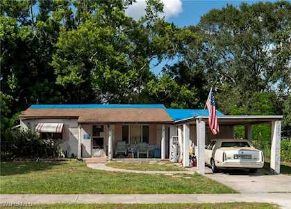 4411 Poinsettia St Fort Myers, FL 33905