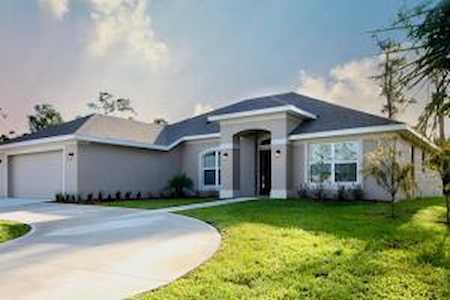 2462 SE SE Berkshire Boulevard Port St Lucie, FL 34952