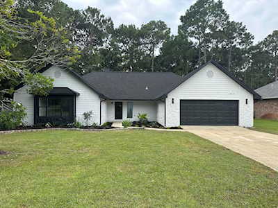 1122 Sandalwood Circle Niceville, FL 32578