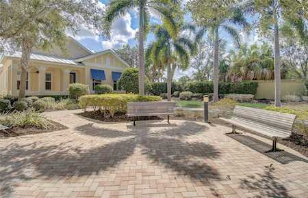 514 Winterside Dr Apollo Beach, FL 33572