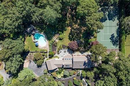 88 Sol E Mar St Dartmouth, MA 02748