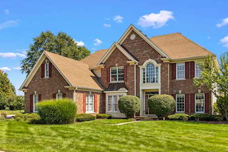 2604 Bangert Ct Naperville, IL 60564