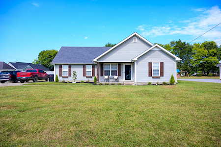 808 Fall Creek Dr Murfreesboro, TN 37129
