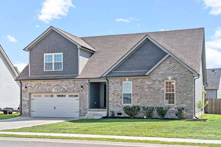 3856 Maliki Dr Clarksville, TN 37042