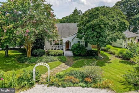 301 Avondale Circle Severna Park, MD 21146