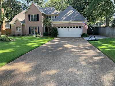 8787 Deanwood Cv Germantown, TN 38139