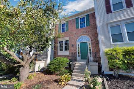6080 Joust Ln Alexandria, VA 22315