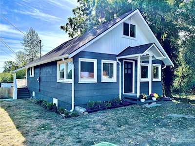 9014 42nd St NE Lake Stevens, WA 98258
