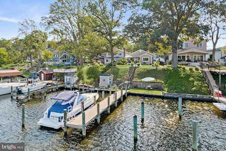 302 Riverside Dr Pasadena, MD 21122