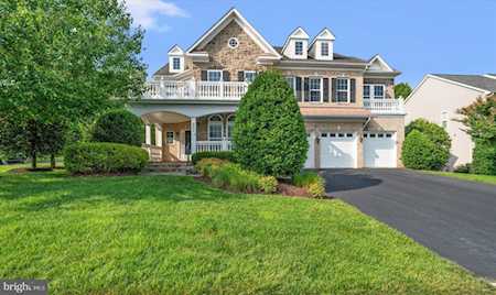 9300 Castle Hill Rd Springfield, VA 22153