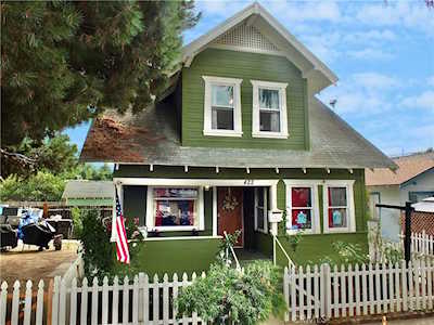 422 W 11th St Long Beach, CA 90813