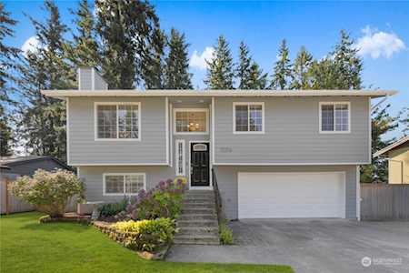 23325 SE 266th St Maple Valley, WA 98038