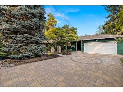 11844 SW 23rd AVE Portland, OR 97219