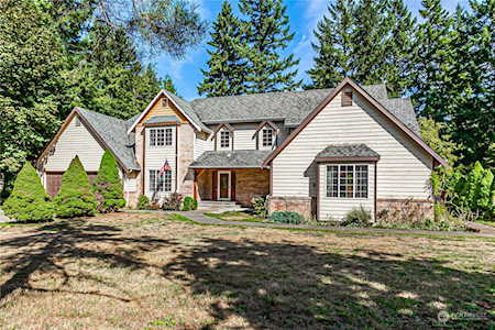 22860 Peter Grubb Rd SE Renton, WA 98058