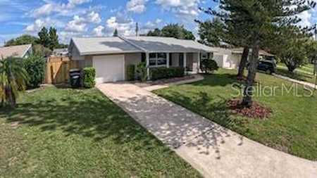 2300 Shelley St Clearwater, FL 33765