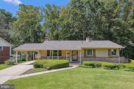5210 Russett Rd Rockville, MD 20853
