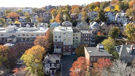 66 Winchester St #101 Brookline, MA 02446