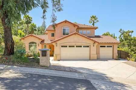 3425 Lomas Serenas Dr Escondido, CA 92029