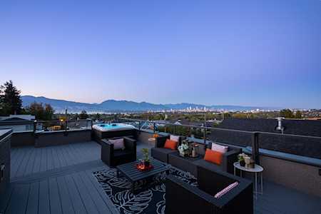 3479 W 19th Avenue Vancouver, BC V6S 1C1
