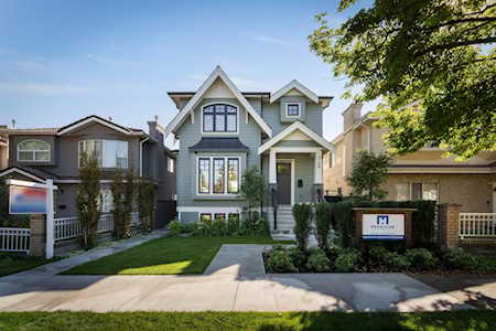 4748 Inverness Street Vancouver, BC V5V 4X6