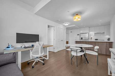 6383 Cambie Street #305 Vancouver, BC V5Z 0G7