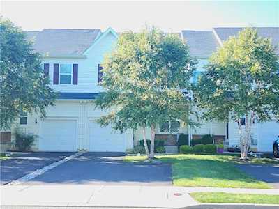 977 King Way Breinigsville, PA 18031