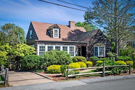 98 Clifton Avenue Marblehead, MA 01945