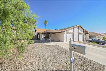7102 Sprucewood St Las Vegas, NV 89147