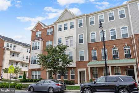 7077 Banbury Dr #B Hanover, MD 21076