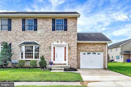 19 Summerthur Dr Bear, DE 19701