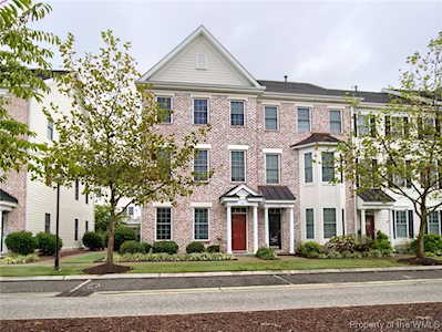 114 Peyton Randolph Dr Yorktown, VA 23692