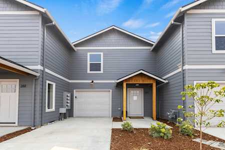 245 Dano Dr Phoenix, OR 97535