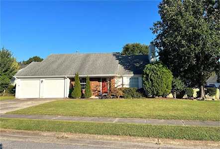 2460 Townfield Ln Virginia Beach, VA 23454