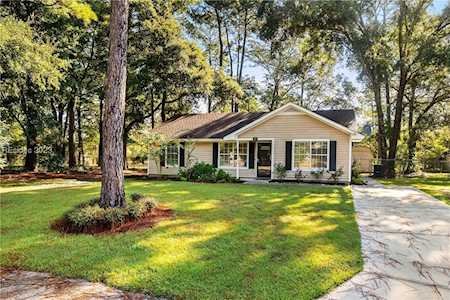 24 Robin Way Beaufort, SC 29907