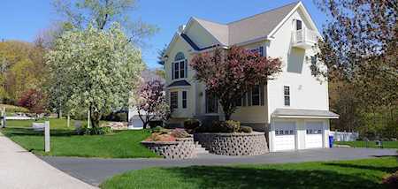 14 Hemlock Dr Goffstown, NH 03045