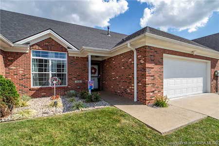 628 Kingsbury Ct Clarksville, IN 47129