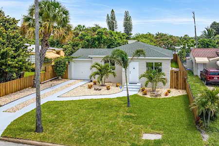 433 44th Street West Palm Beach, FL 33407