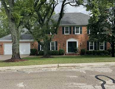 1420 Lake Shore Dr S Barrington, IL 60010
