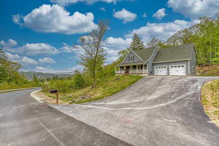 81 Chaddarin Ln Plymouth, NH 03264