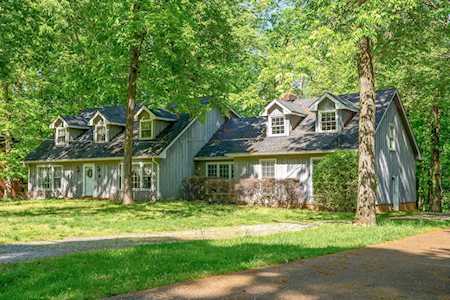 286 Hidden Lake Rd Hendersonville, TN 37075