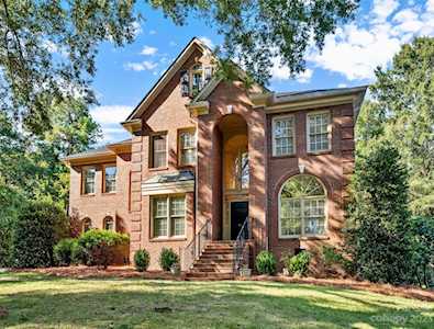 7002 Jardiniere Ct Charlotte, NC 28226