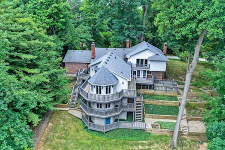 1932 E Ely Ct Martinsville, IN 46151